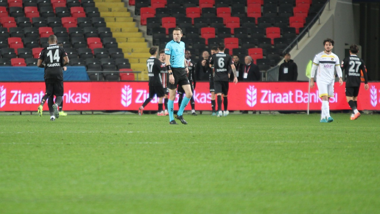 Gaziantep FK, İstanbulspor’u Farklı Geçti: 4-0