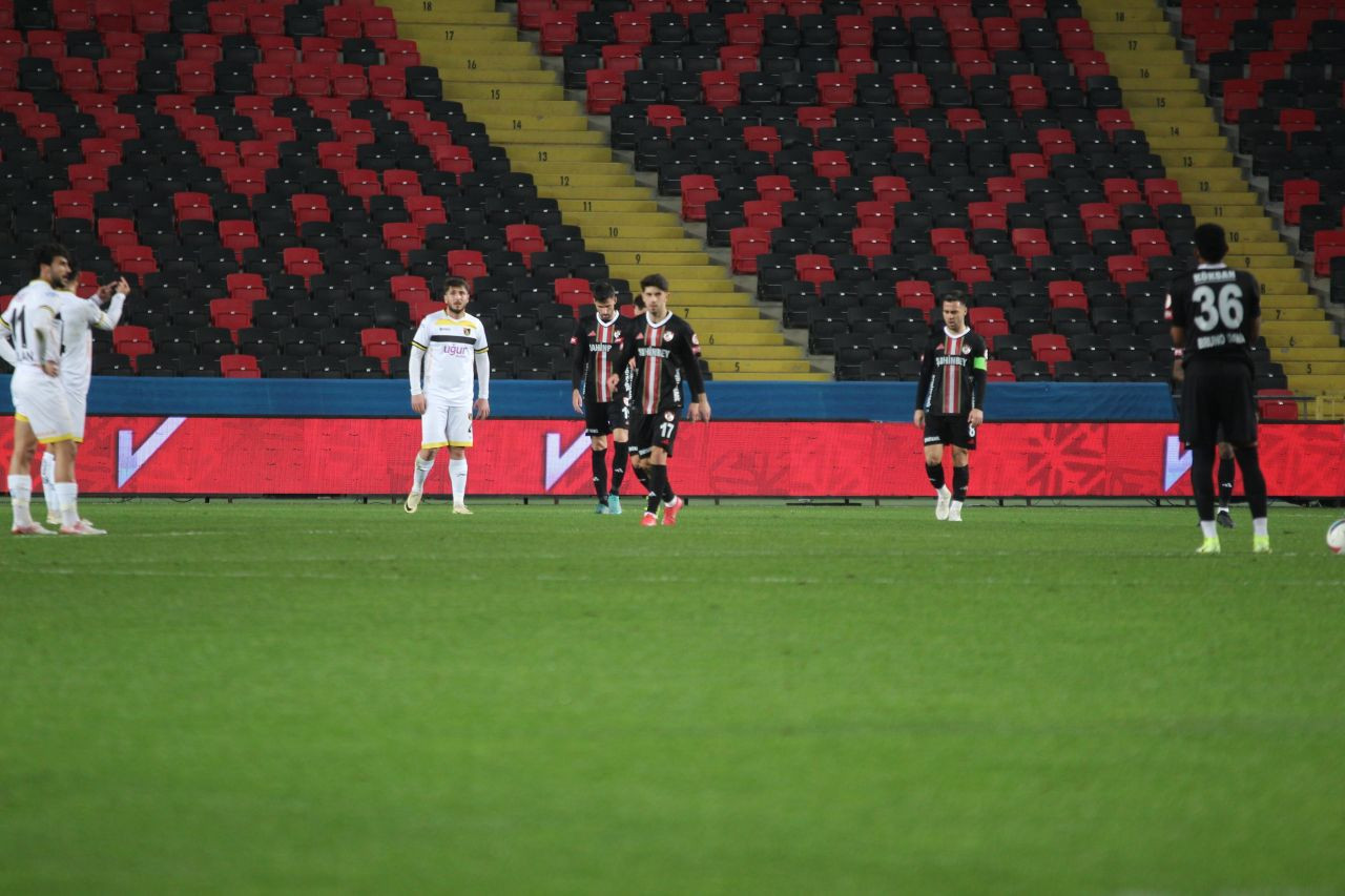 Gaziantep FK, İstanbulspor’u Farklı Geçti: 4-0 - Sayfa 5