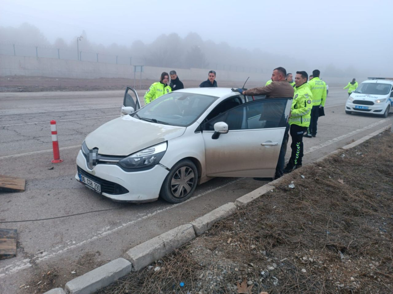 Kontrolden Kaçan Sürücü Kovalamaca Sonucu Yakalandı - Sayfa 4