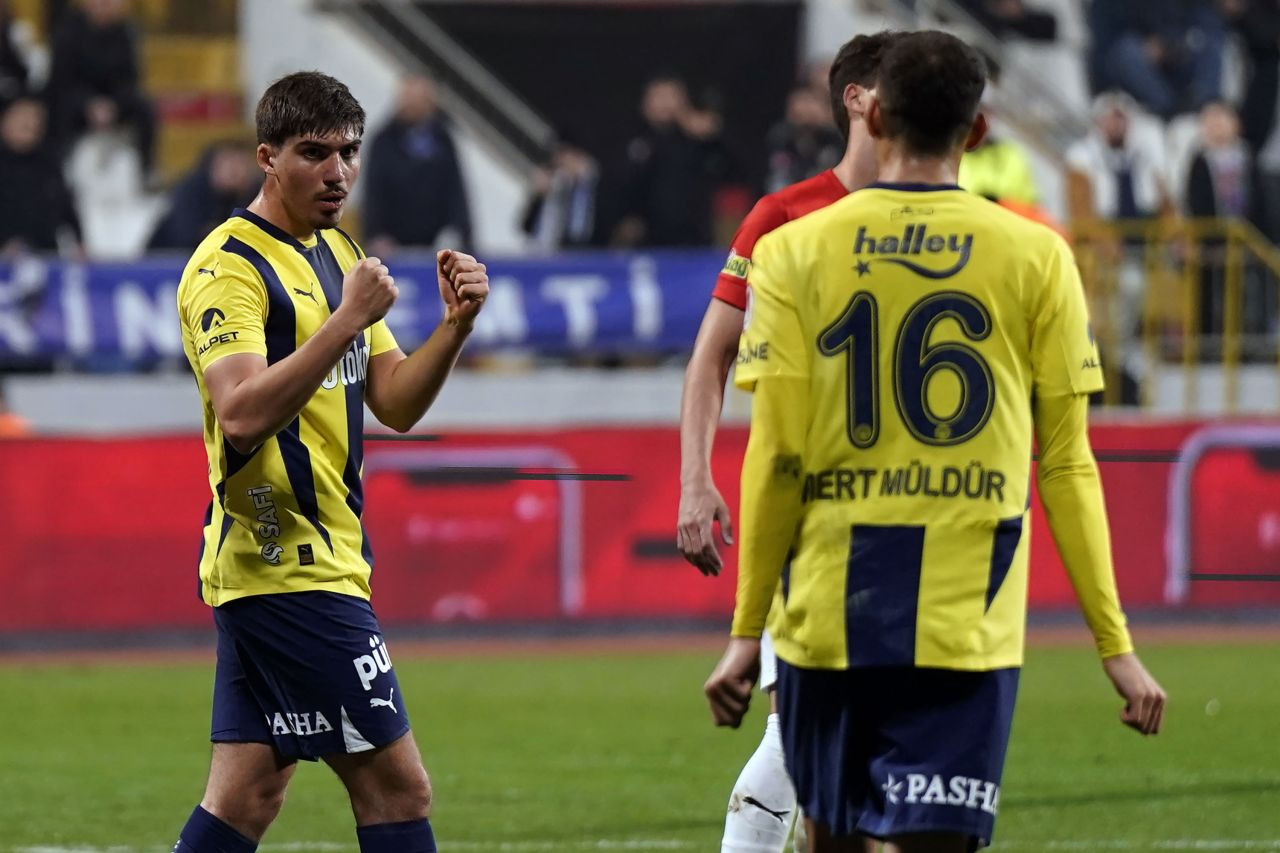 Bartuğ Elmaz Fenerbahçe Formasıyla İlk Gol Sevincini  Yaşadı - Sayfa 2