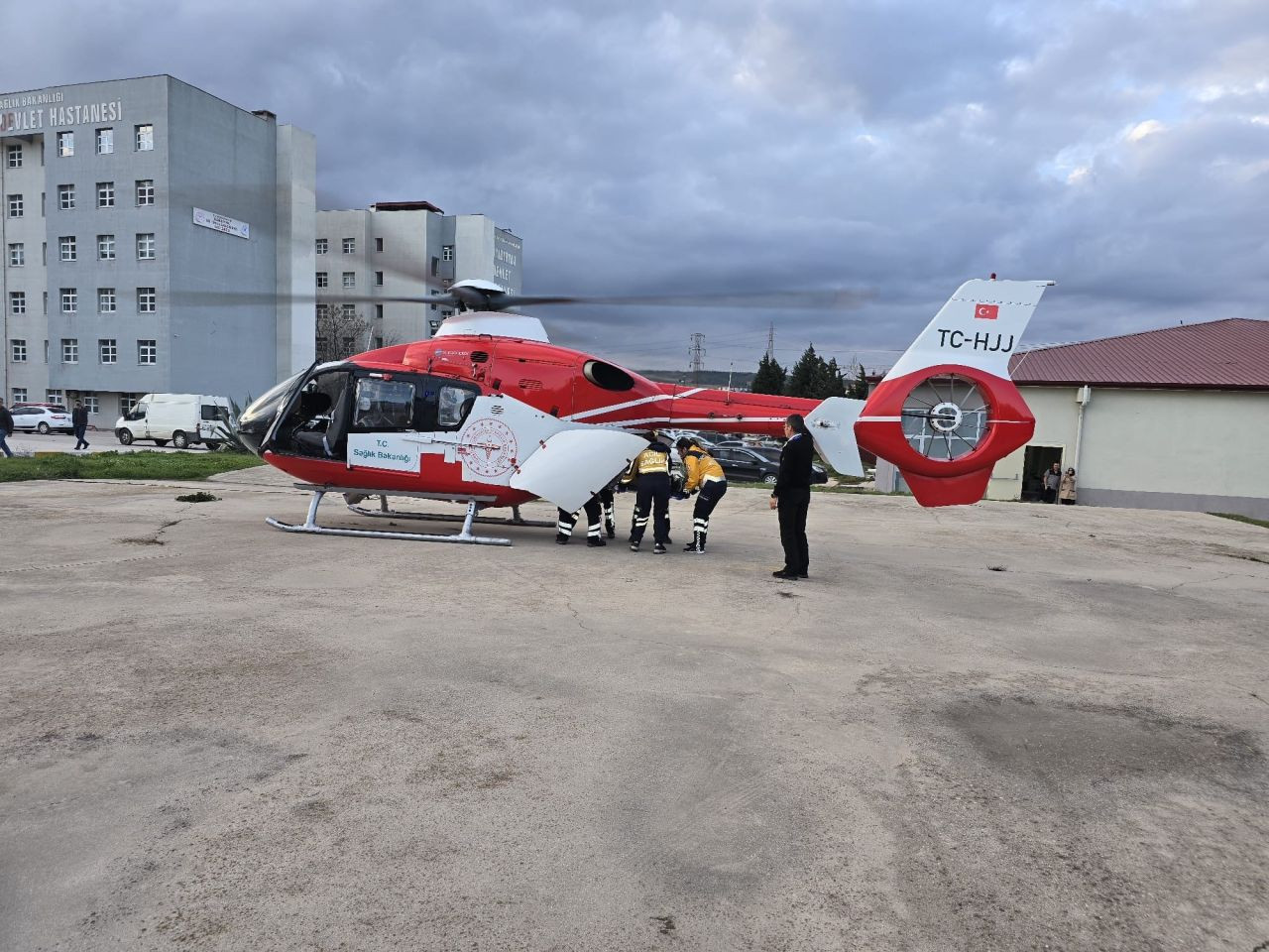 Helikopter Ambulansla Zamanında Müdahale: Kalp Krizi Geçiren Hasta Kurtarıldı - Sayfa 2