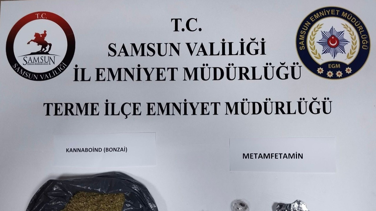 Samsun Terme’de Şüpheli Araçtan Uyuşturucu Çıktı: 3 Gözaltı