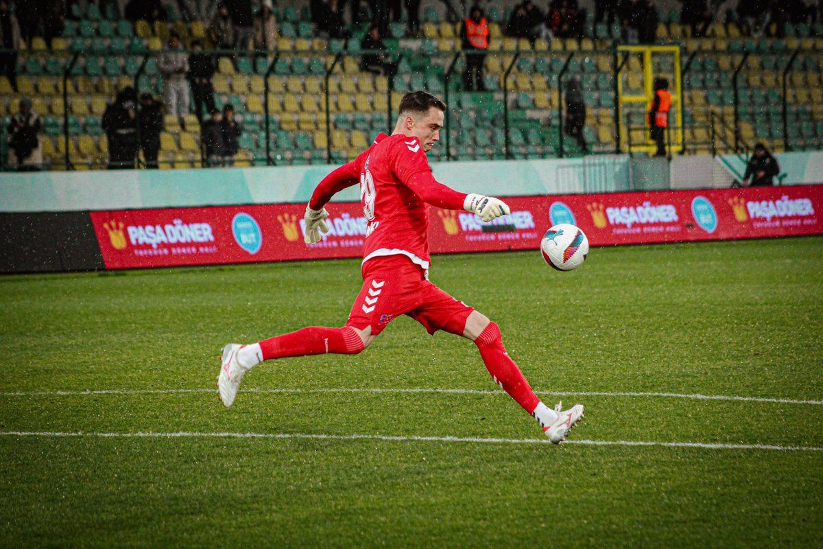 Sakaryaspor Deplasmandan 1 Puanla Döndü: Erokspor ile 1-1 Berabere Kaldı - Sayfa 4