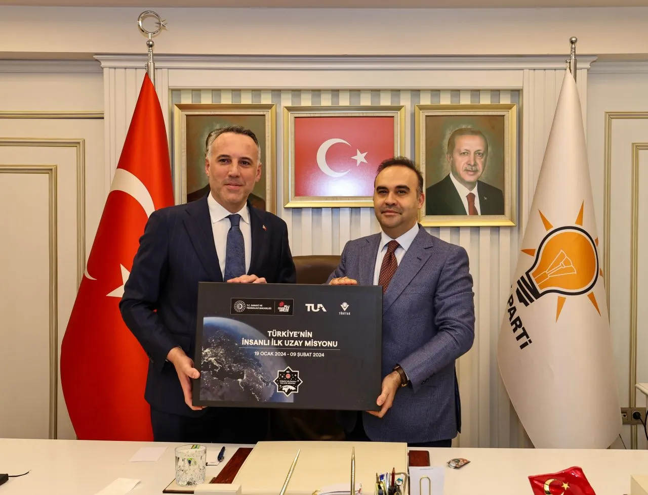 Bakan Kacır’dan Sakarya’ya Dev Yatırımlar: Bilim Merkezi, Teknokentler ve Metrobüs Hattı Müjdesi! Bakan Kacır’dan Sakarya’ya Dev Yatırımlar: Bilim Merkezi, Teknokentler ve Metrobüs Hattı Müjdesi!