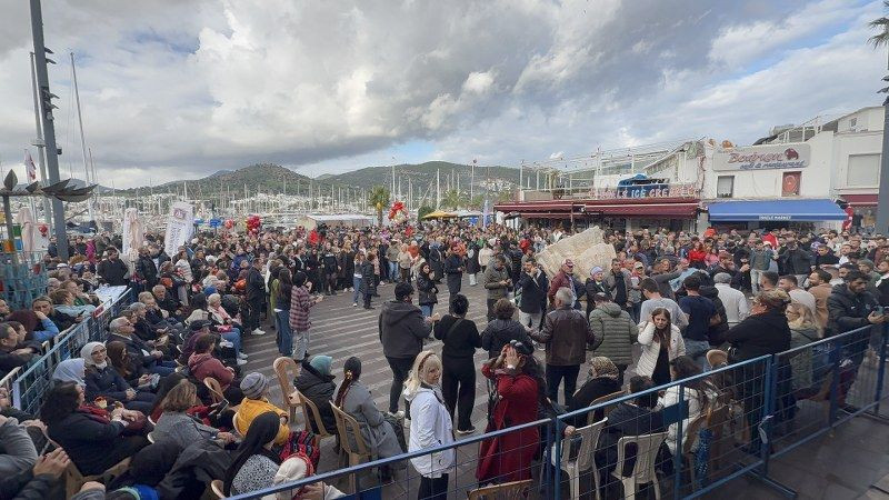 Bodrum'da Hamsi Ziyafeti: 3 Ton Hamsi Dağıtıldı - Sayfa 4