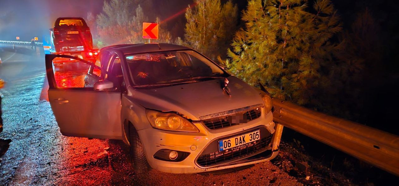 Burdur'da Otomobiller Çarpıştı: 6 Kişi Yaralandı - Sayfa 4