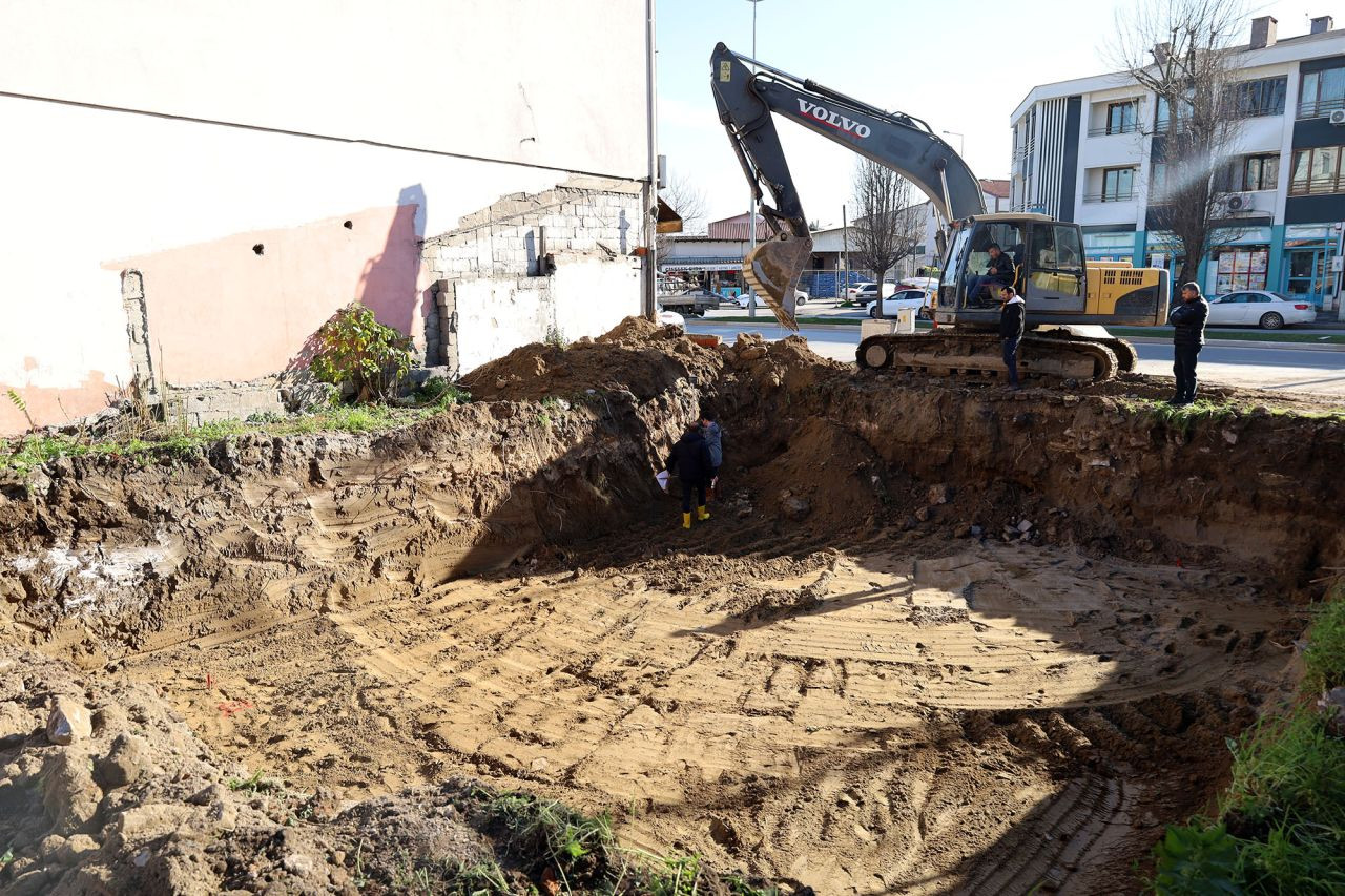 Sakarya'daki 103 Yıllık Osmanlı Konağı Yeniden İnşa Ediliyor: İlk Kazma Vuruldu - Sayfa 2