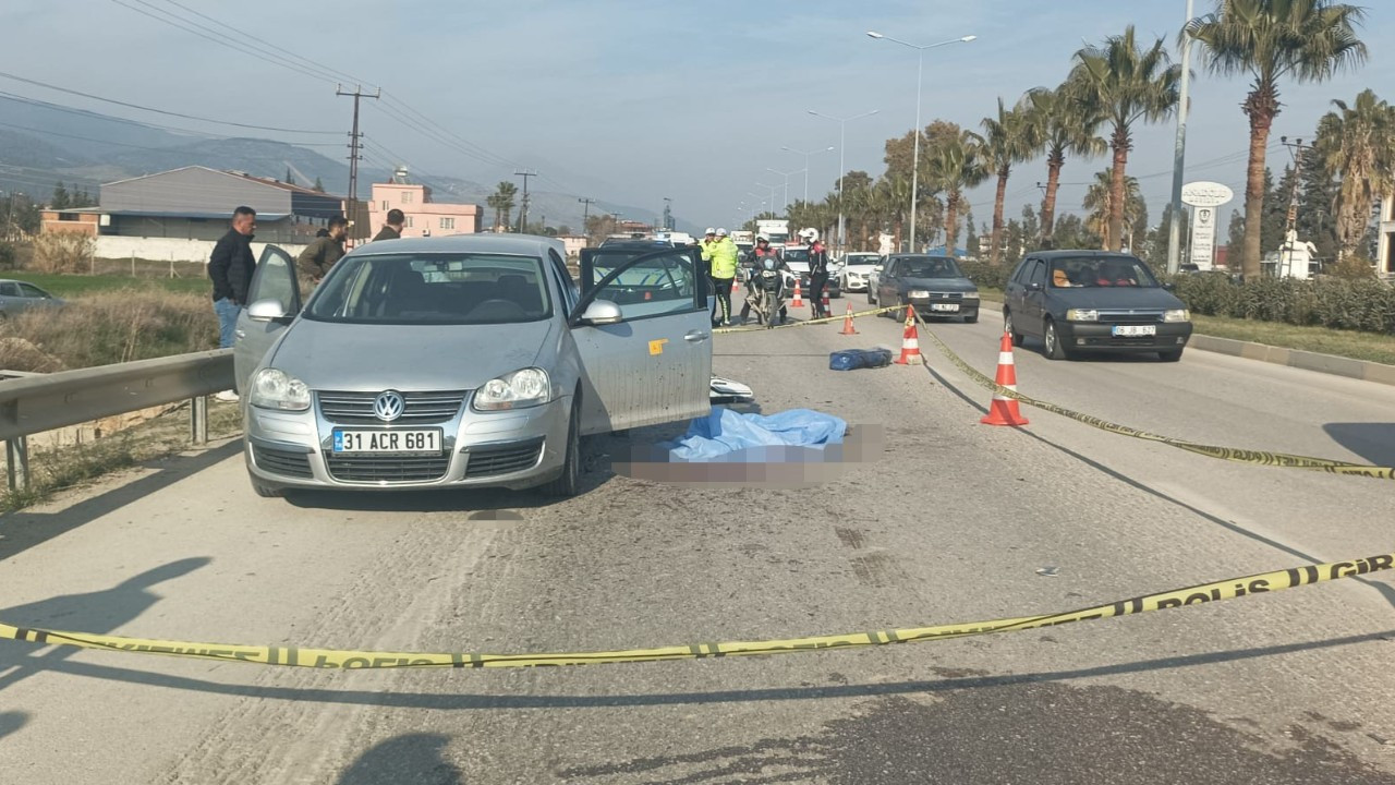 Hatay’da Feci Kaza: Yola Savrulan Motosikletli Hayatını Kaybetti