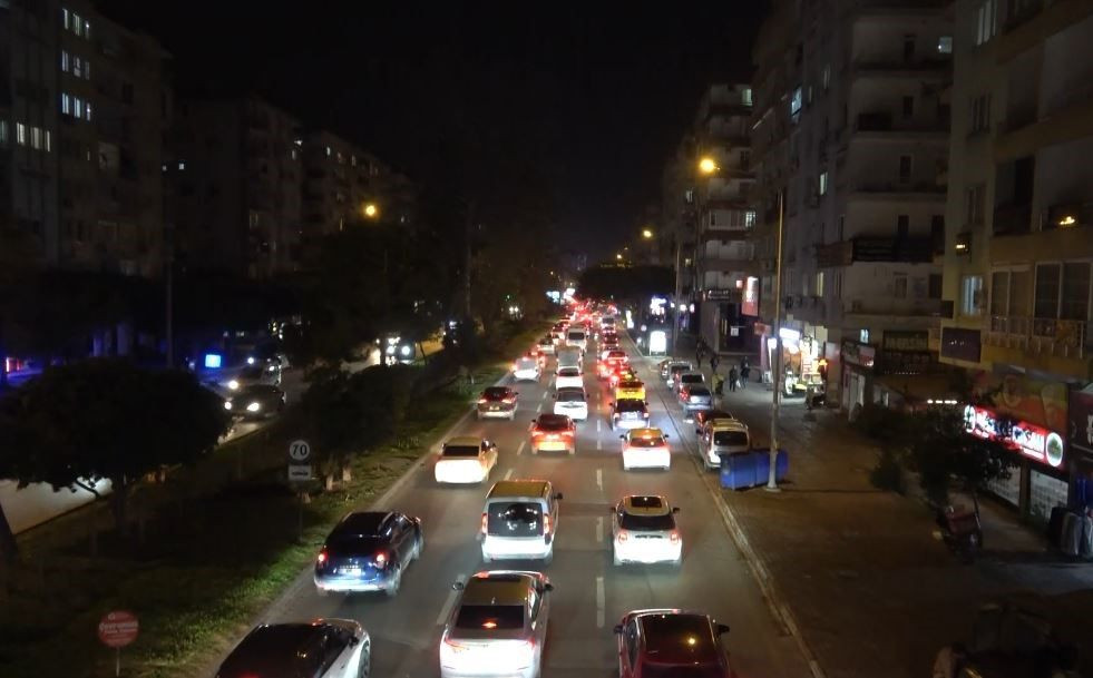 Antalya’da Motosikletli Polis Timi ile Otomobil Çarpıştı: 1 Polis Yaralı - Sayfa 2