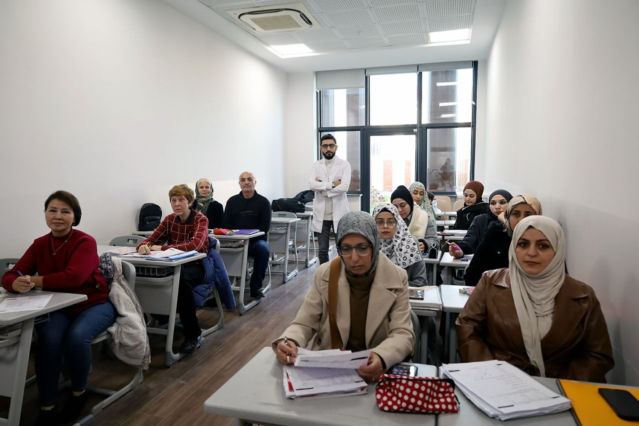 Farklı Kültürler Türkçe’yi SAMEK’te Öğreniyor - Sayfa 10