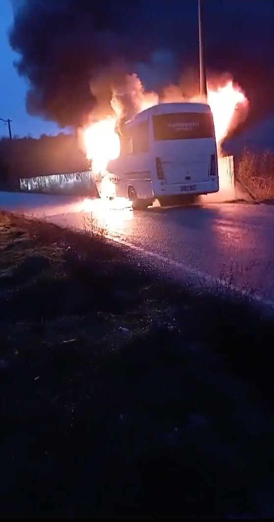 Yalova'da Faciadan Dönüldü...Öğrenci Servisi Alevlere Teslim Oldu - Sayfa 6