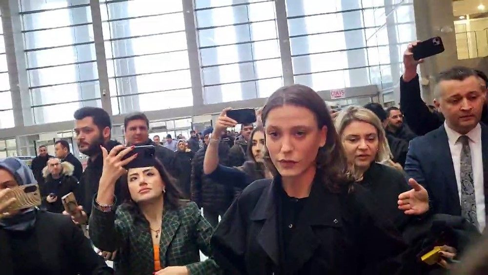 Ayşe Barım Soruşturmasında, Serenay Sarıkaya İfade İçin Adliyeye Geldi! - Sayfa 4