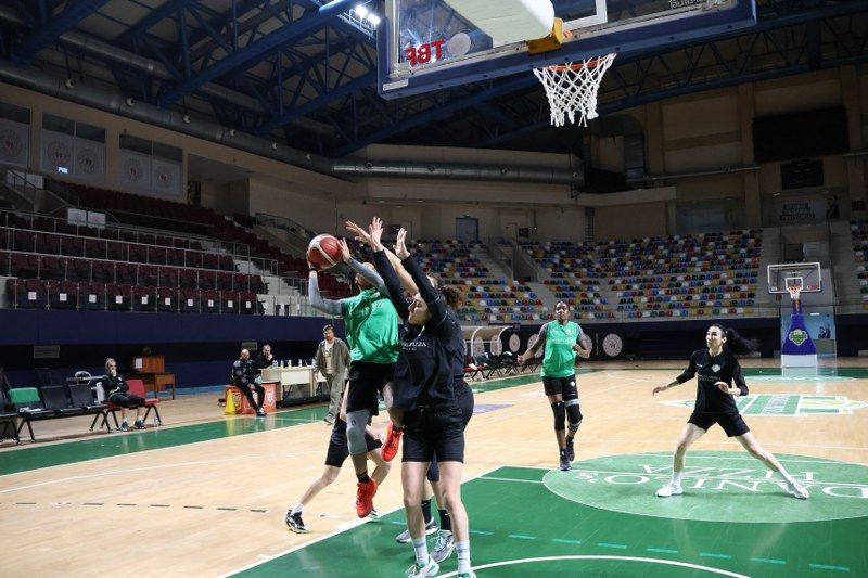 9 Bin Kilometrelik Mesafe Basketbol İçin Kapandı - Sayfa 4