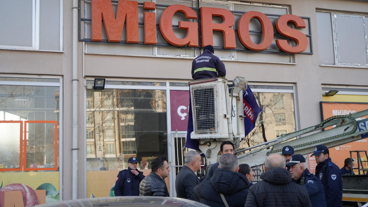 Fahiş Fiyattan Ve Tarihi Geçmiş Ürün Satan Migros 3 Gün Kapatıldı!