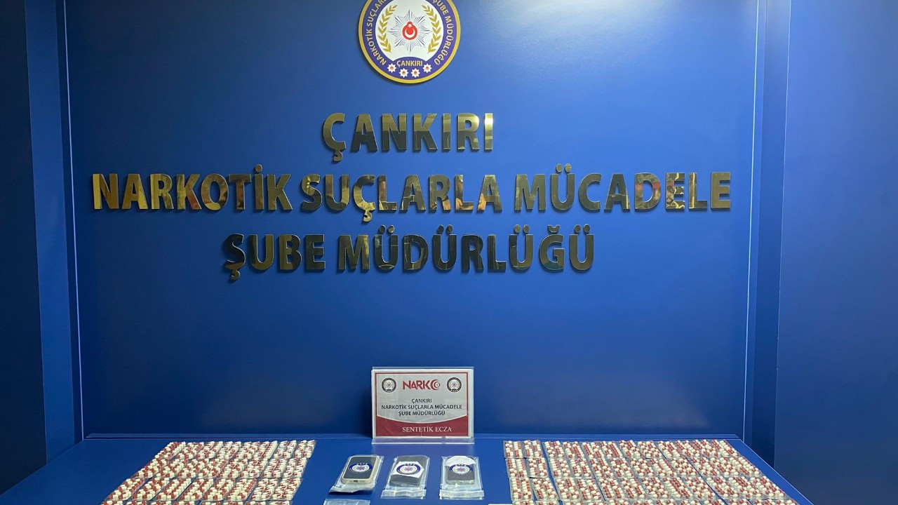 Çankırı’da Araçta Binlerce Uyuşturucu Hap Ele Geçirildi: 2 Tutuklama