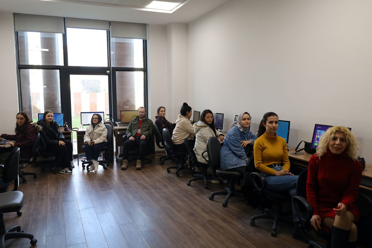 Karasu SAMEK’te Örnek Eğitim! 500 Kursiyer Hem Öğreniyor Hem Kazanıyor - Sayfa 9