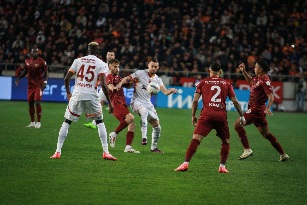 Trendyol Süper Lig'de İlk Yarı: Hatayspor, Galatasaray Karşısında Önde - Sayfa 3