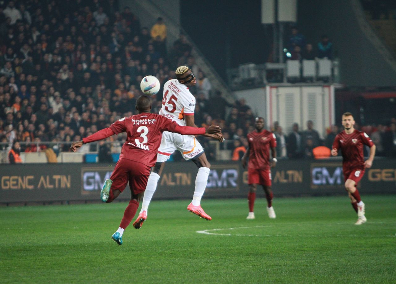 Atakaş Hatayspor: 0 - Galatasaray: 0 (Maç devam ediyor) - Sayfa 13