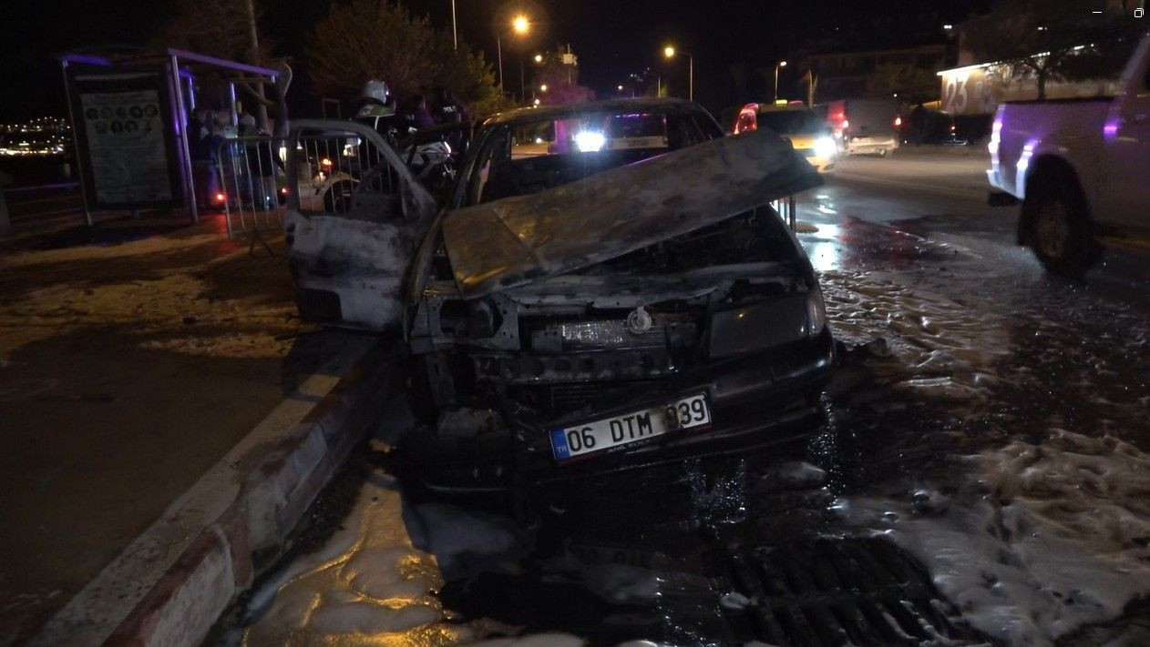 Antalya Alanya’da Seyir Halindeki Otomobil Alev Aldı - Sayfa 4