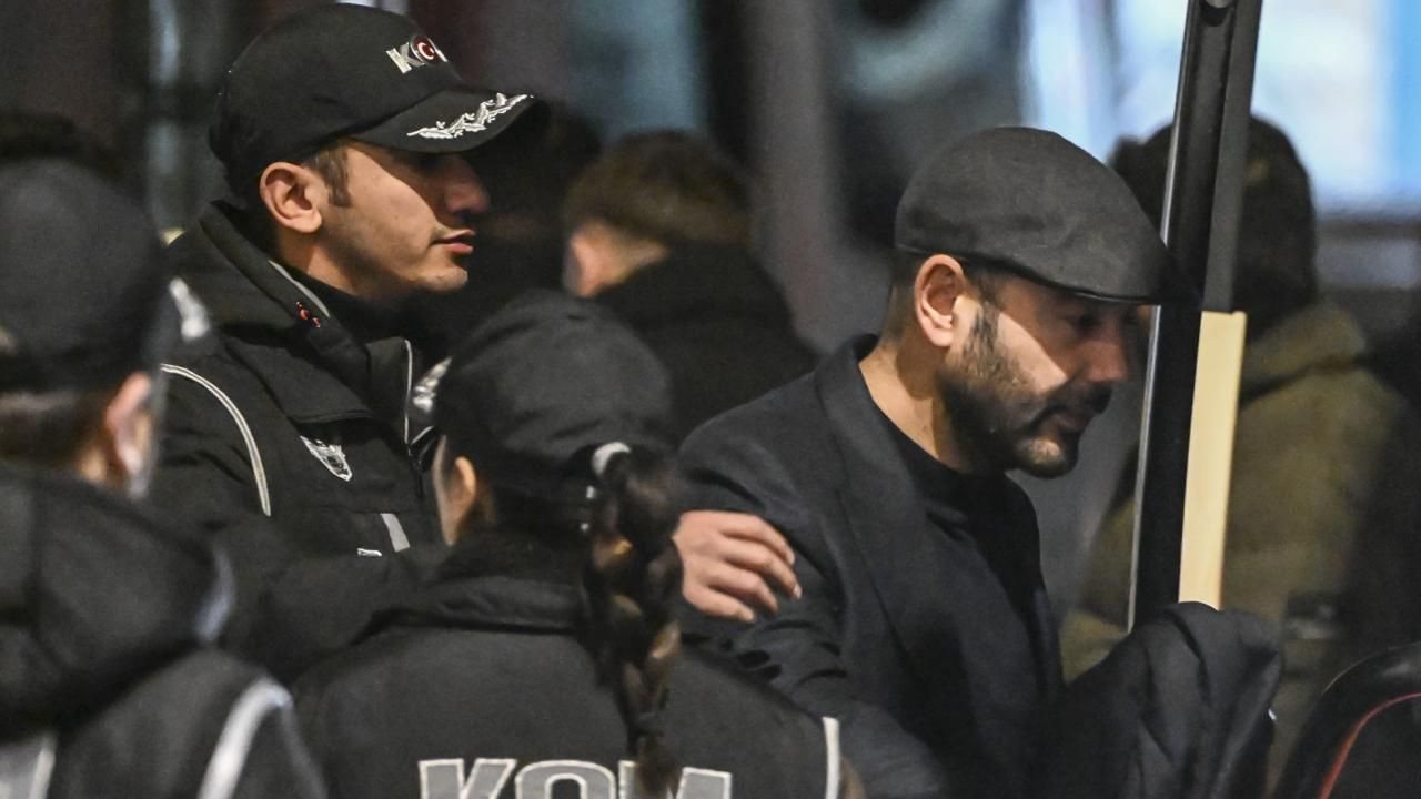 CHP’li Beşiktaş Belediye Başkanı Rıza Akpolat Tutuklandı - Sayfa 8