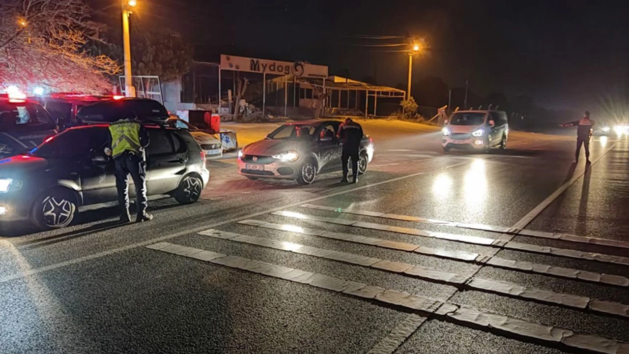 Bir Haftada 474 Bin Sürücüye Trafik İhlalinden İşlem Yapıldı - Sayfa 1