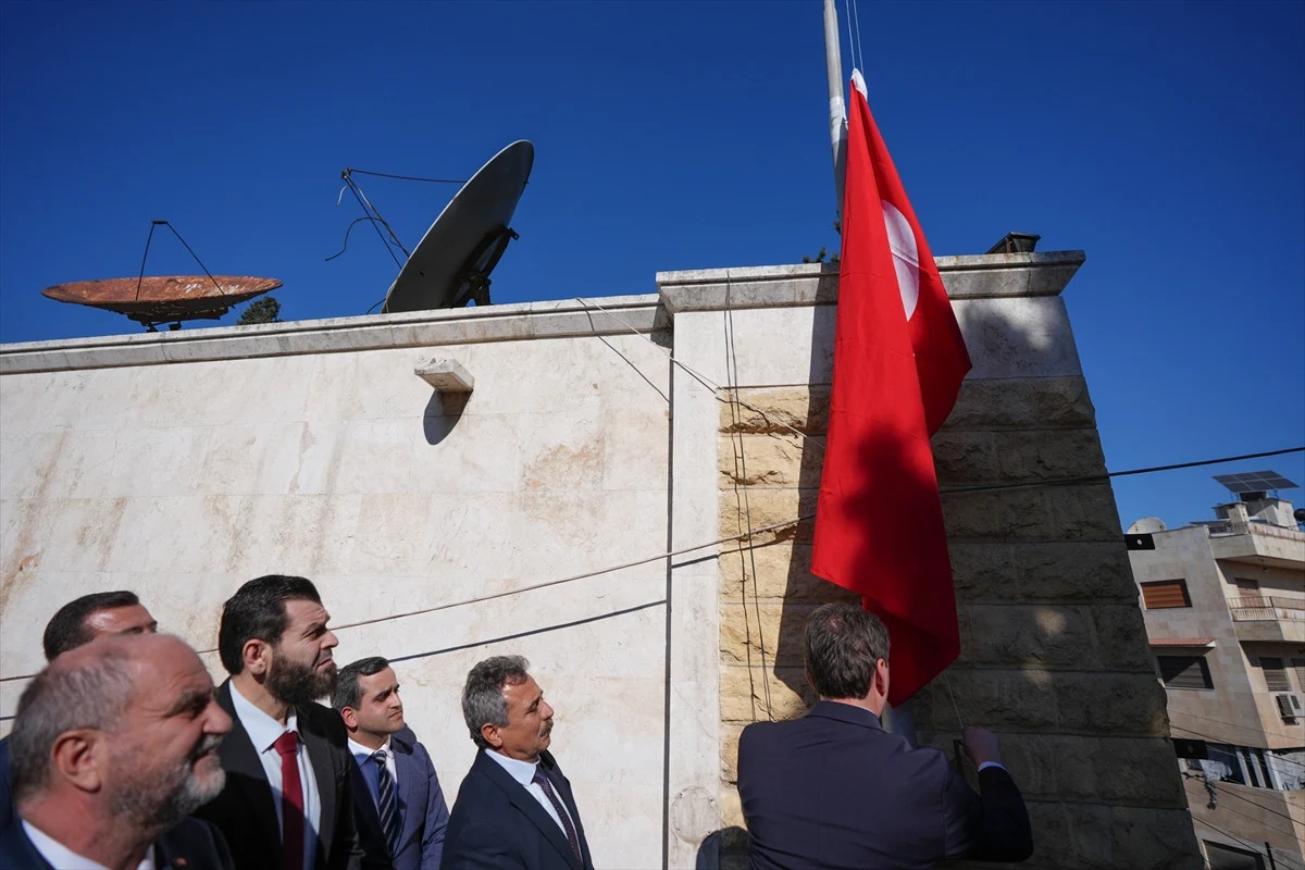 Halep’te Türk Bayrağı Yeniden Dalgalanıyor: Türkiye'nin Bölgedeki Hakimiyeti Artıyor - Sayfa 4