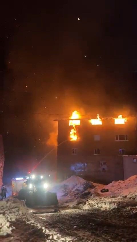 Kartalkaya’daki Otel Yangınında Dehşet Anları: “Battaniye Getirin, Bebeğimi Atacağım” - Sayfa 7