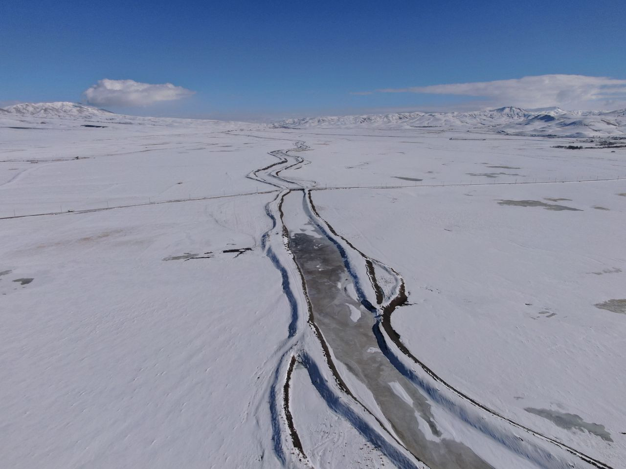 Van'da kış manzarası kartpostallık görüntüler oluşturdu - Sayfa 6