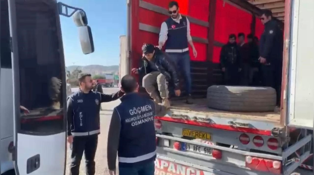 Osmaniye’de Tırın Dorsesinde 39 Kaçak Göçmen Yakalandı - Sayfa 4