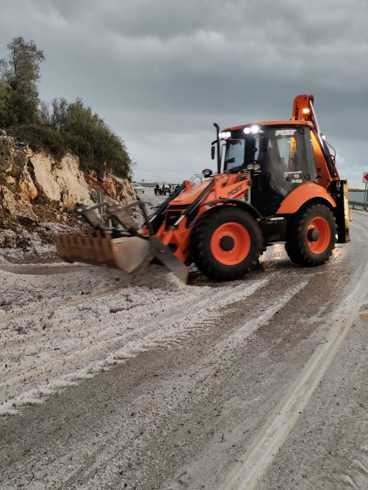 Antalya Demre’de Şiddetli Dolu ve Sel Felaketi: Seralar Zarar Gördü - Sayfa 3