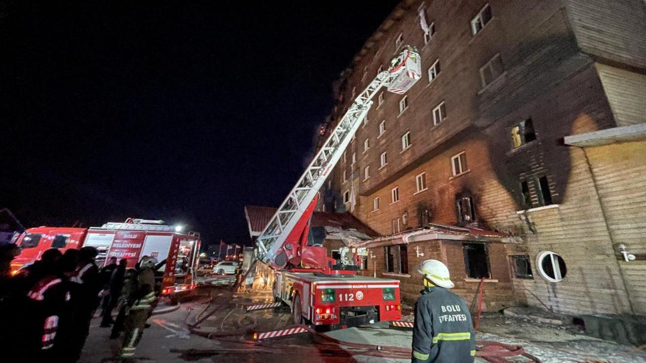 Bolu’daki Yangın Faciasında Otel Çalışanlarının Çarpıcı İfadeleri: İhmaller Zinciri Gün Yüzüne Çıkıyor - Sayfa 6