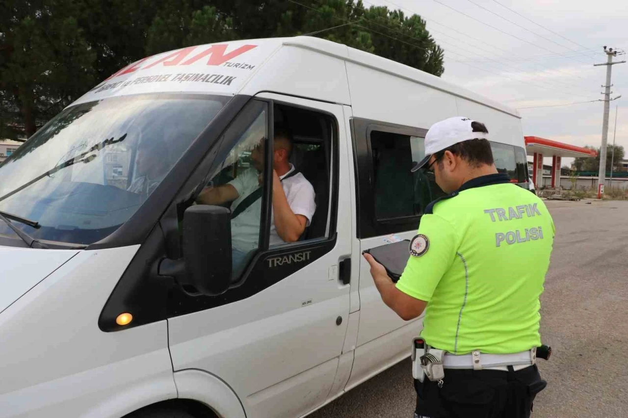 Trafikte Saldırı İçin Araçtan İnenin Ehliyeti İptal Edilecek - Sayfa 6