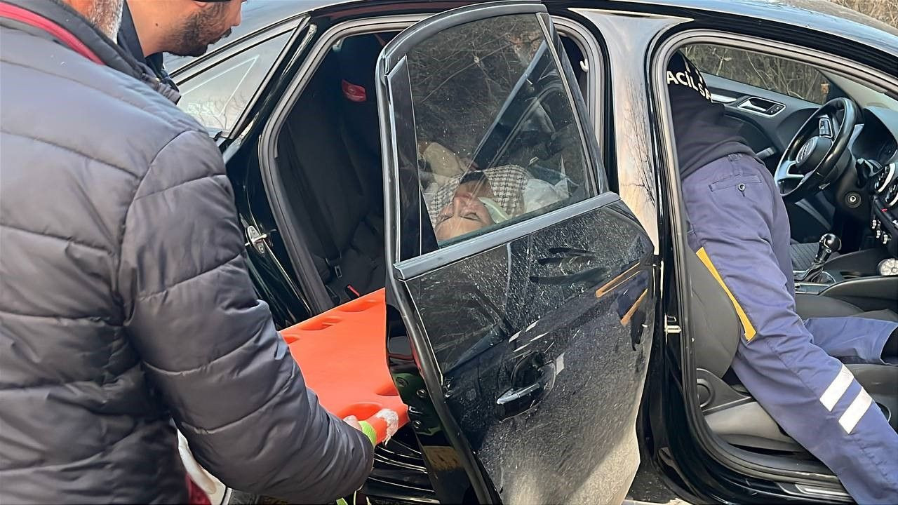 Pamukova’da Otomobil Ağaca Çarptı: 1 Yaralı - Sayfa 4