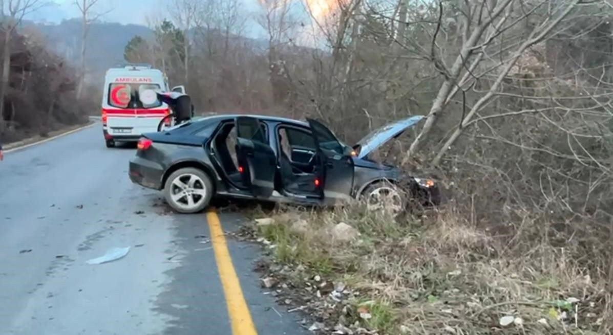 Pamukova’da Otomobil Ağaca Çarptı: 1 Yaralı - Sayfa 9