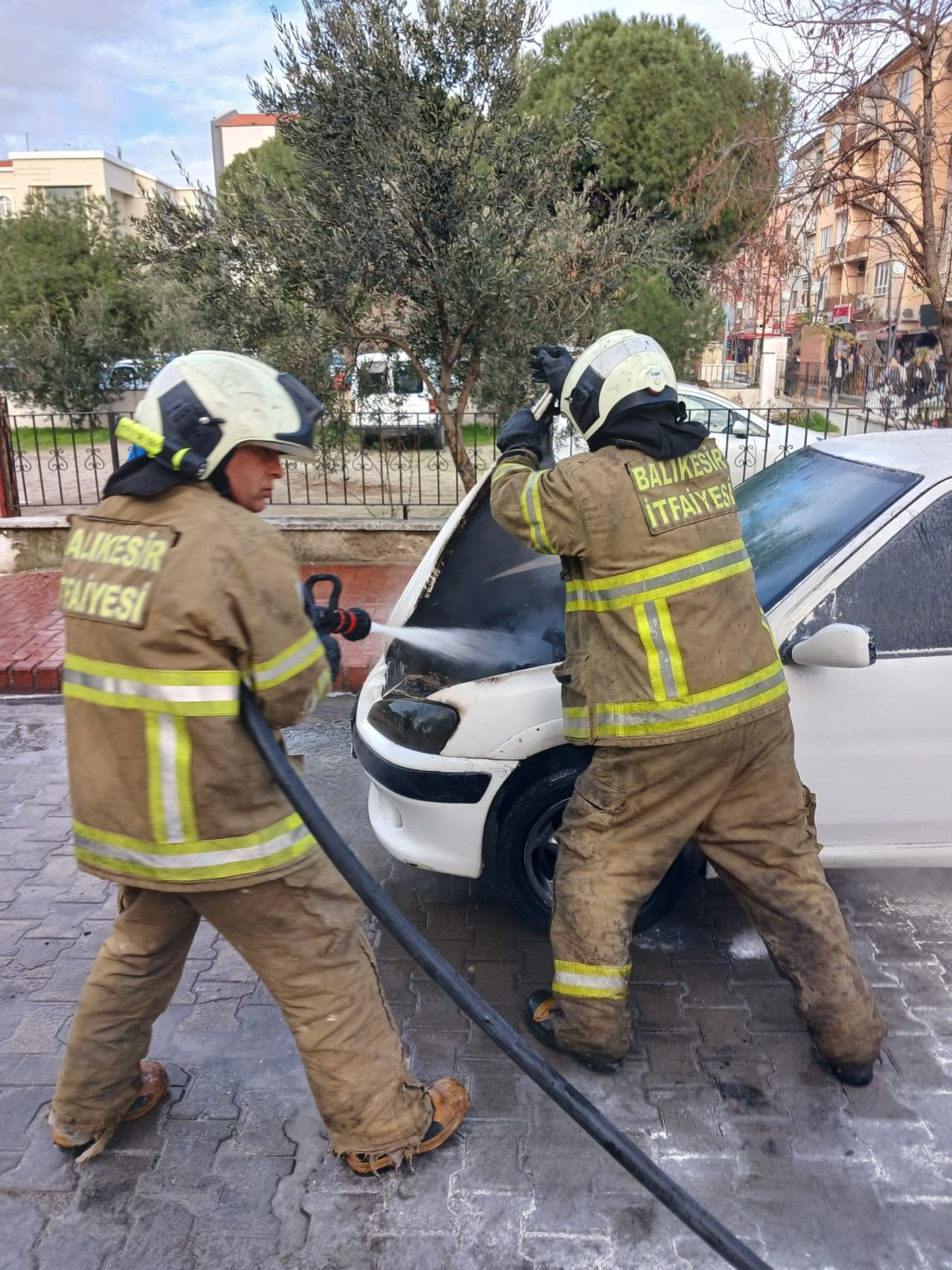 Balıkesir’de Seyir Halindeki Araçlarda Peş Peşe Yangın - Sayfa 3