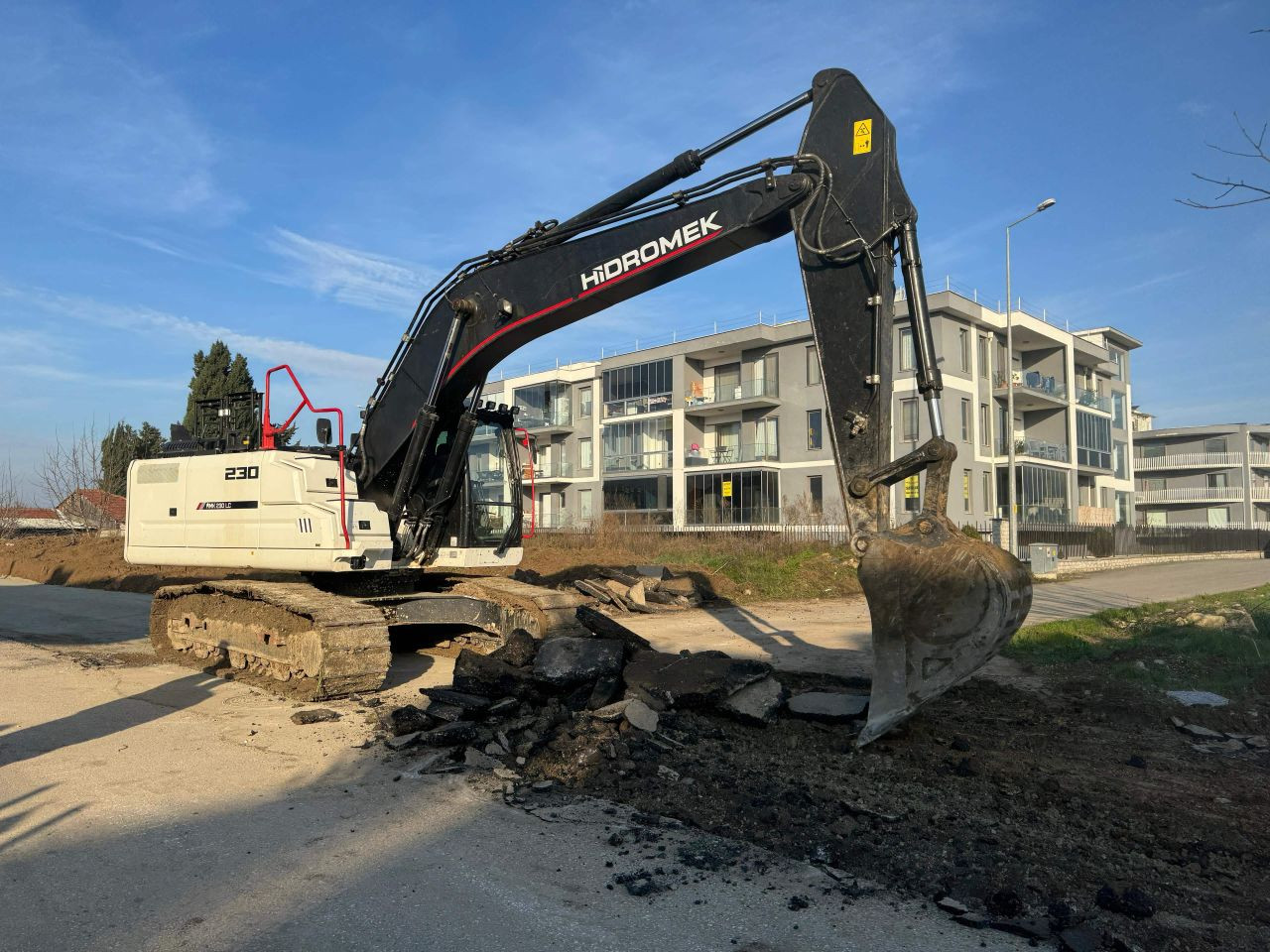 Serdivan Belediyesi’nden Arabacıalanı Mahallesi’ne Yol Genişletme Hamlesi - Sayfa 2