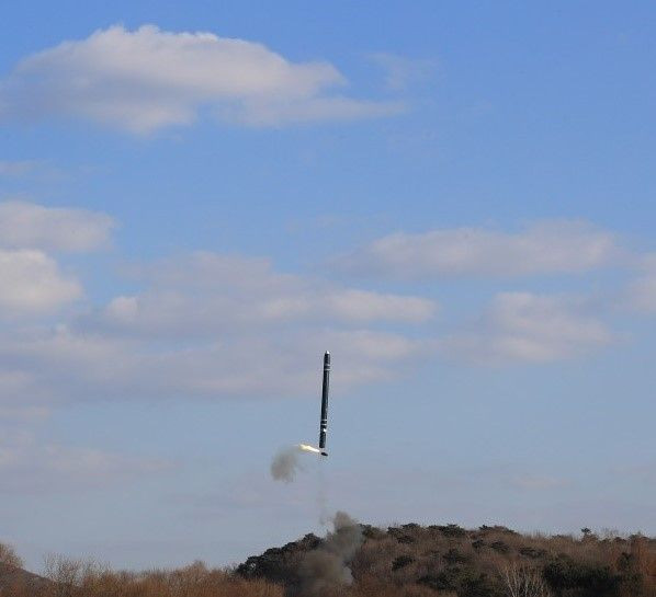 Kuzey Kore, Trump devriyle ilk füze denemesini gerçekleştirdi - Sayfa 5