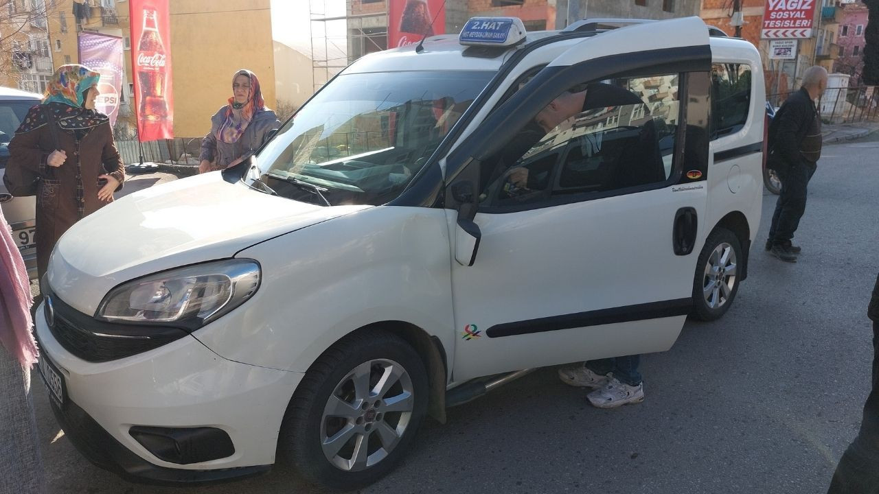 Dolmuş yayaya çarptı: 1 yaralı - Sayfa 3