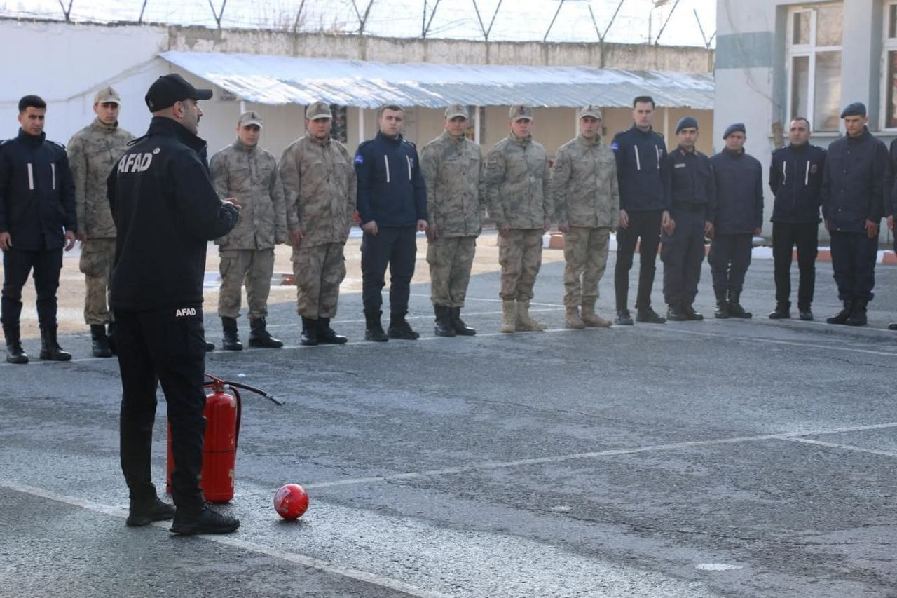 AFAD, Cezaevi Personeline Yangın Tatbikatı Düzenledi - Sayfa 3