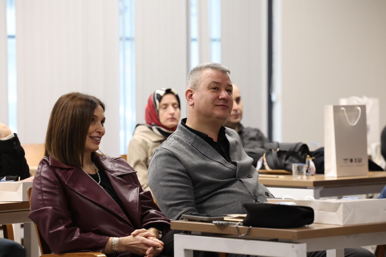 Serdivan Belediyesi’nden Ailelere Dijital Çağ Rehberliği - Sayfa 3