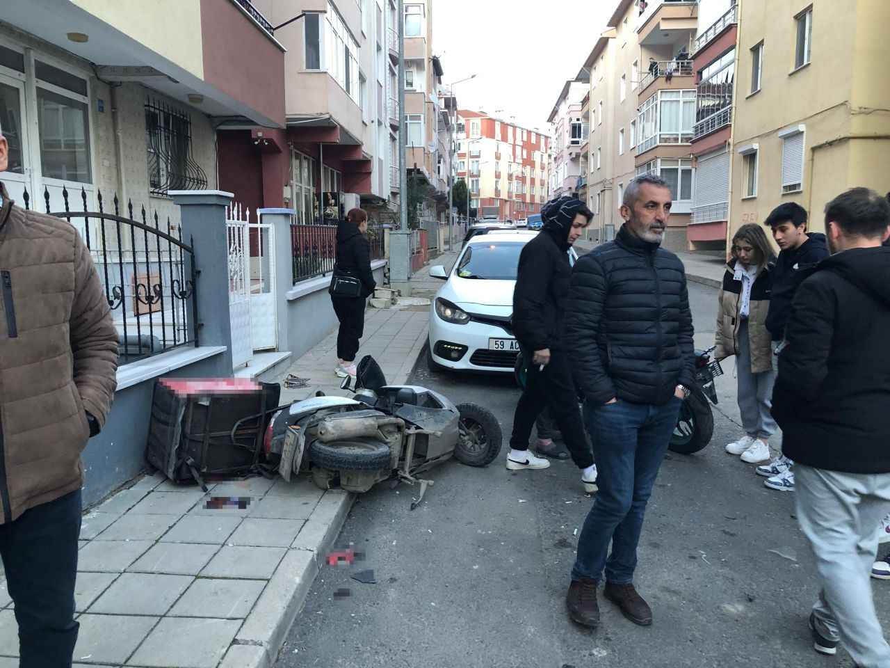 Tekirdağ'da Otomobille Motosiklet Çarpıştı! - Sayfa 2