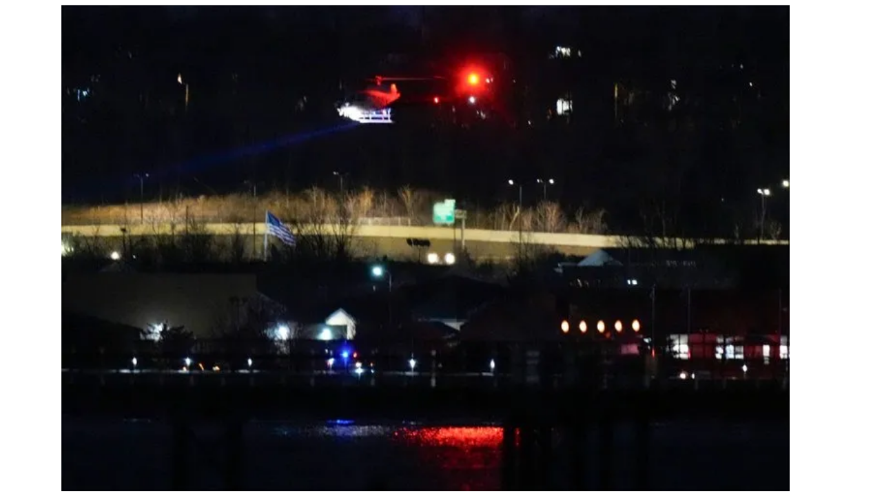 ABD'de Uçak ve Helikopter Çarpıştı: 64 Kişi Hayatını Kaybetti - Sayfa 14