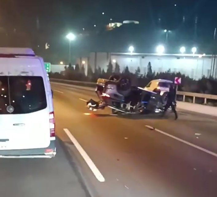 TEM Otoyolu'nda Feci Kaza: Araçtan fırlayan sürücü hayatını kaybetti - Sayfa 4