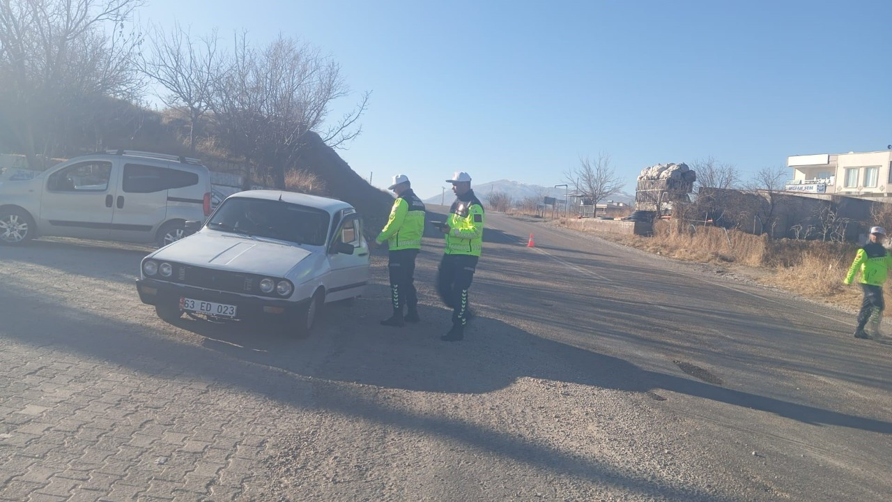 Diyarbakır-Çüngüş Yolunda Trafik Denetimi