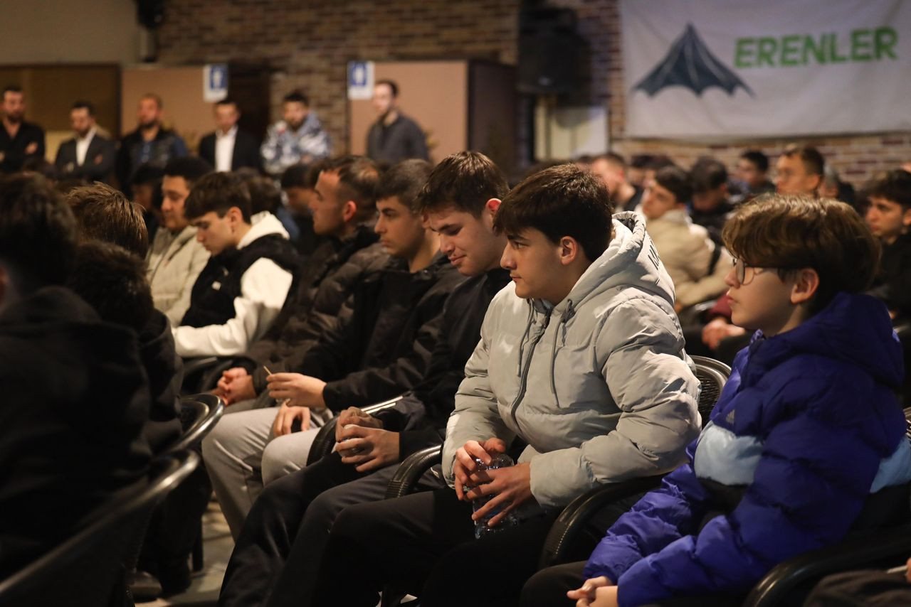 Başkan Alemdar, Gençler İçin Dev Yatırım Projelerini Açıkladı: Spor Salonları ve Bilim Merkezi Geliyor! - Sayfa 4