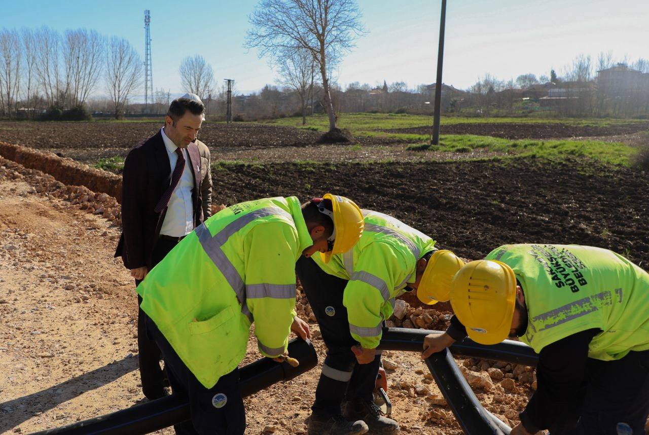 Metrobüs Güzergahında Altyapı Güçleniyor: Yeni İçme Suyu Hattı Döşeniyor - Sayfa 6