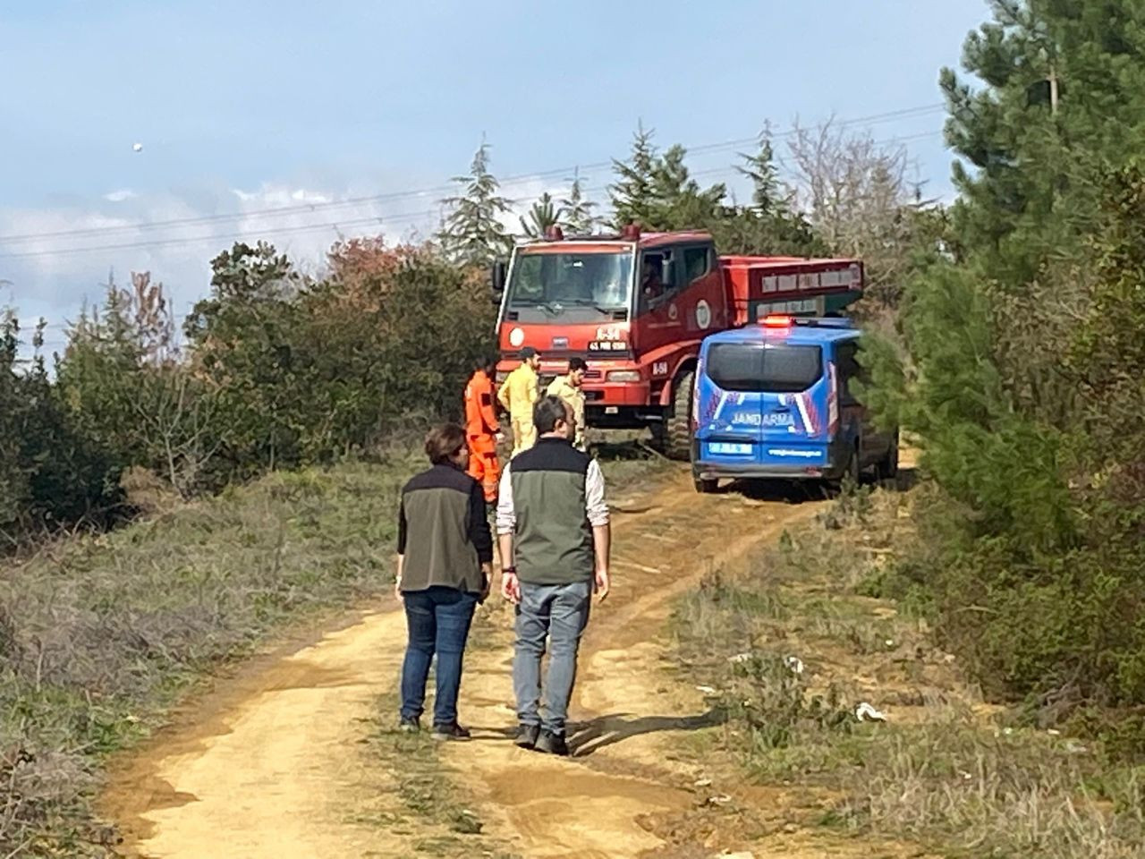 İzmit’te Ormanlık Alanda Yangın Çıktı: Ekipler Anında Müdahale Ederek Söndürdü! - Sayfa 1