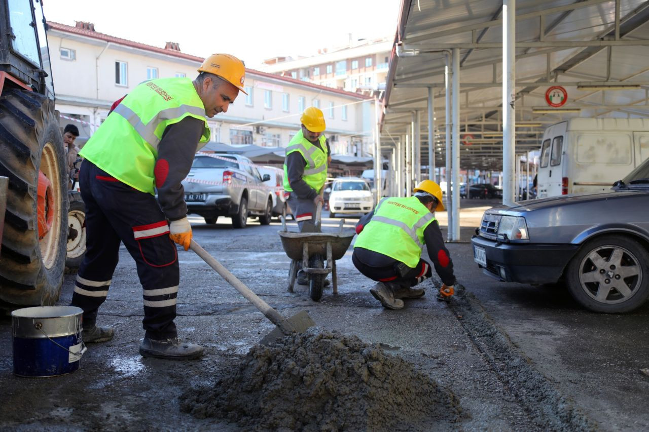 Pazarcıların Talebi Yerine Getirildi! Başkan Köksal Harekete Geçti - Sayfa 1