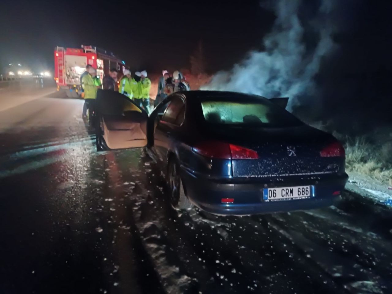 Ankara-Samsun Yolunda Seyir Halindeki Araç Alev Alev Yandı! - Sayfa 1