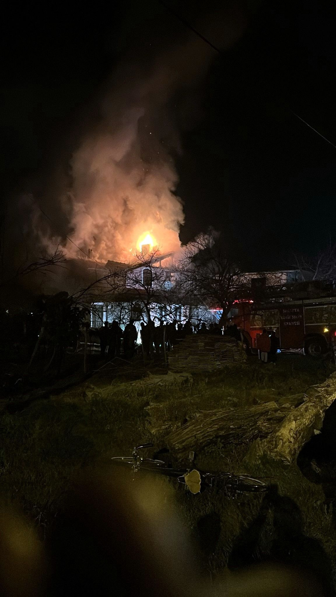 Erenler'de Yangın! İki Katlı Ev Alevlere Teslim Oldu - Sayfa 4